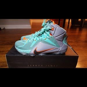 NIKE LEBRON 12 (XII) NSRL HYPER TURQUOISE CRIMSON
